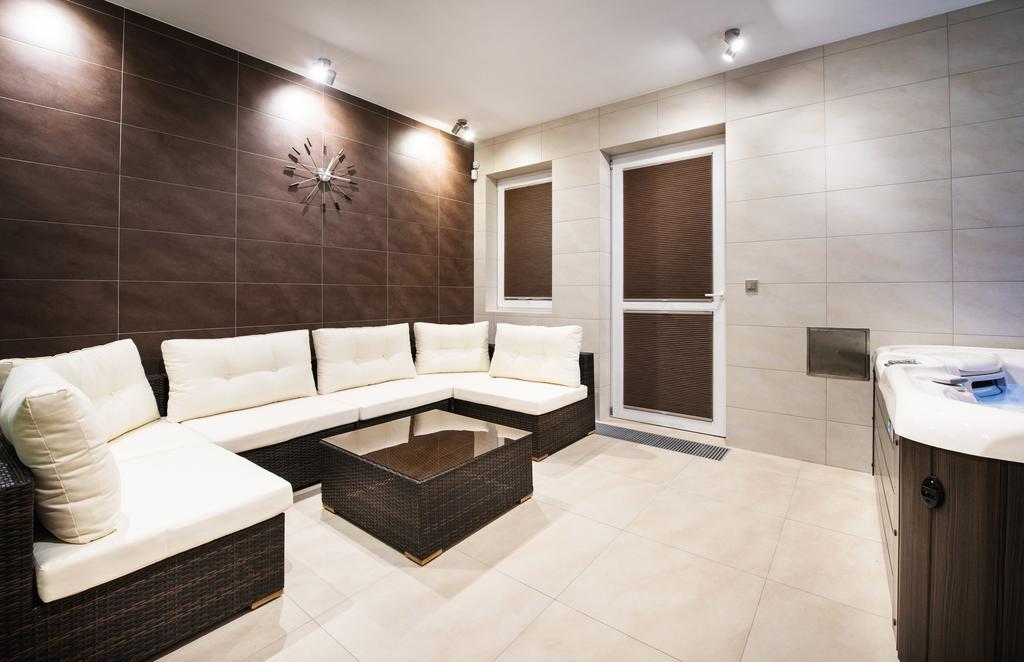 Relax21 Hotel Uhersky Ostroh Bagian luar foto