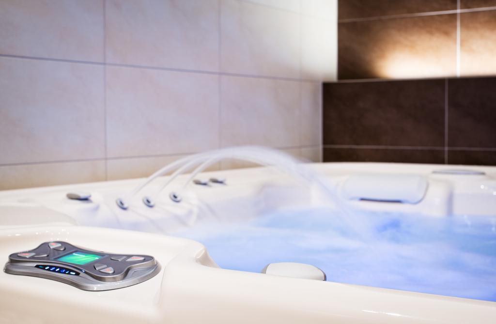 Relax21 Hotel Uhersky Ostroh Bagian luar foto